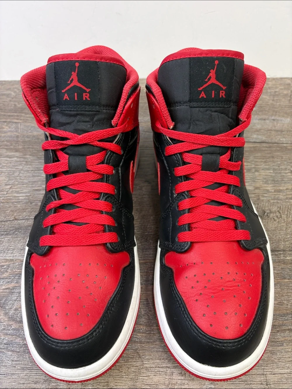 Nike Air Jordan 1 Mid “Alternate Bred” Black Red Sneakers Men’s Size 7.5